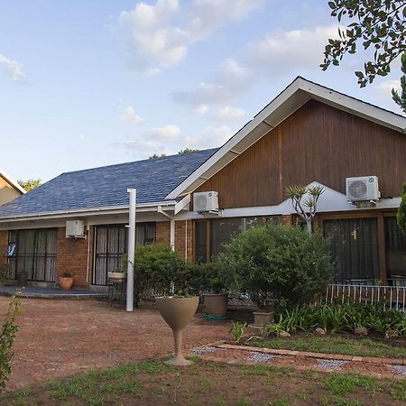 Hotel Kings Halt Bloemfontein Exteriér fotografie
